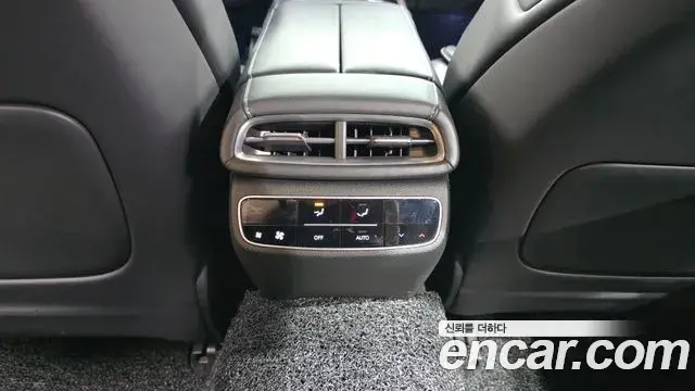 Genesis G80 2020 — ფოტო 1/41