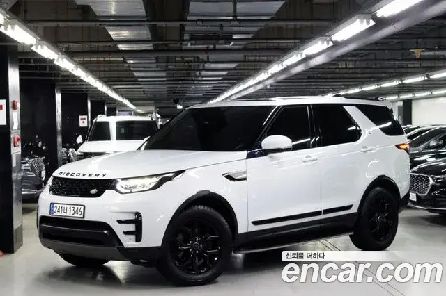 Land Rover Discovery 5 2018 — ფოტო 3/20