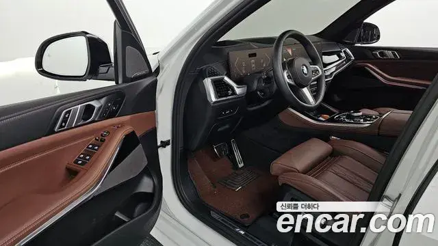 BMW X5 2025 — Фото 10/20