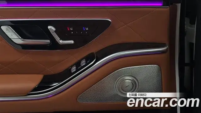 Mercedes-Benz S-Class 2023 — ფოტო 19/34