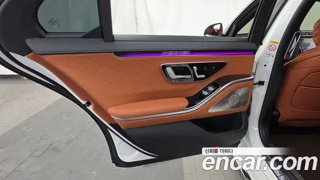 Mercedes-Benz S-Class 2023 — ფოტო 15/34
