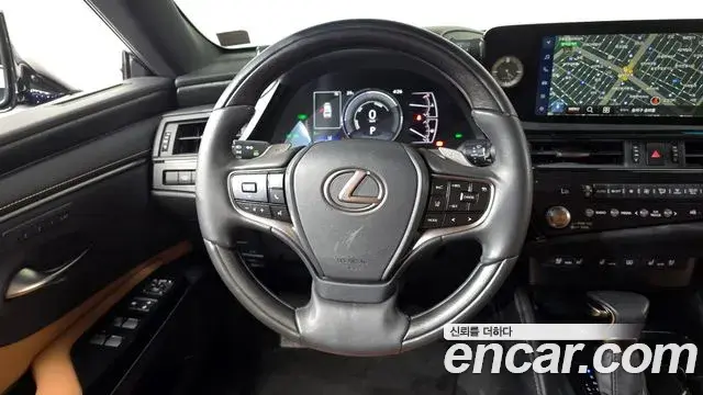 Lexus ES300h 2023 — ფოტო 3/33