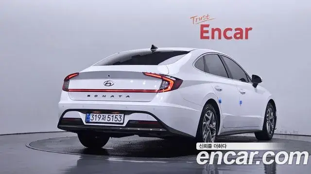 Hyundai Sonata 2023 — Фото 2/20
