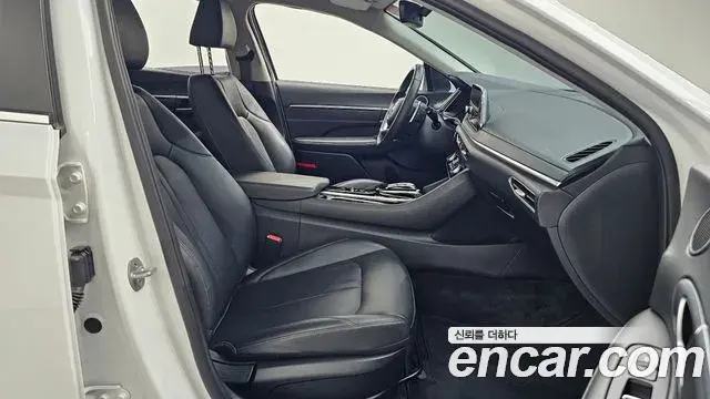 Hyundai Sonata 2023 — Фото 11/20