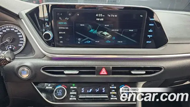 Hyundai Sonata 2023 — Фото 14/20
