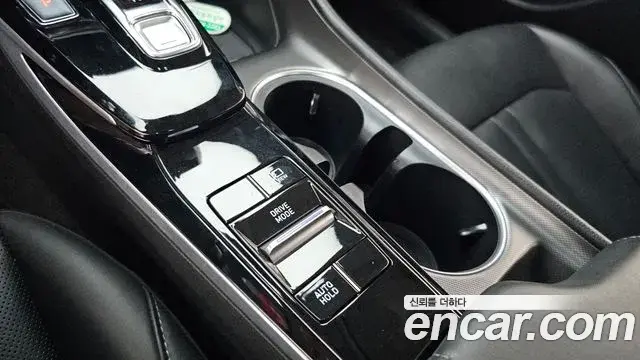 Hyundai Sonata Hybrid 2023 — ფოტო 6/33