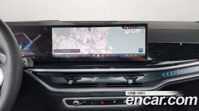 BMW X5 2025 — ფოტო 26/38