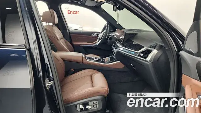 BMW X5 2025 — ფოტო 10/38
