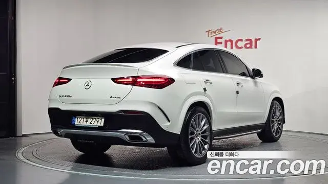 Mercedes-Benz GLE-Class 2023 — ფოტო 22/36