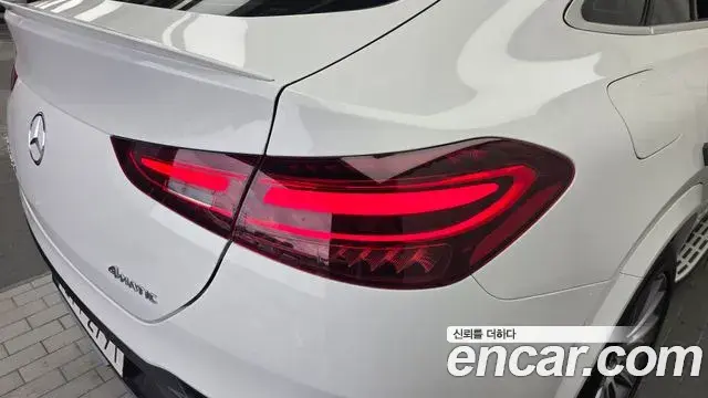 Mercedes-Benz GLE-Class 2023 — ფოტო 21/36