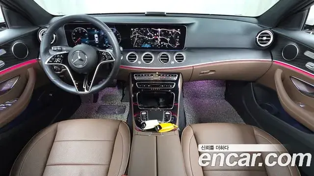 Mercedes-Benz E-Class 2022 — Фото 7/20