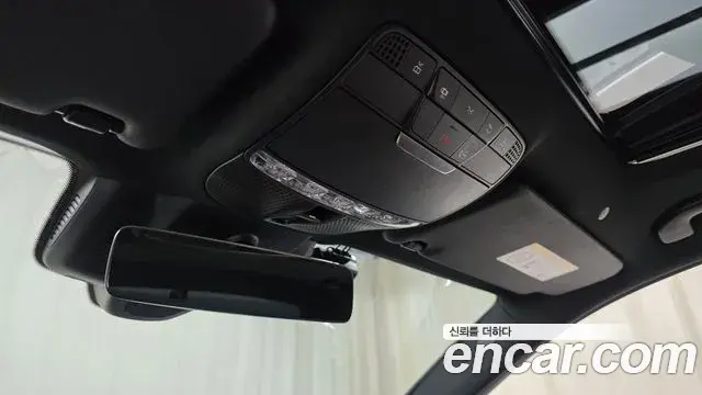 Mercedes-Benz E-Class 2022 — Фото 18/20