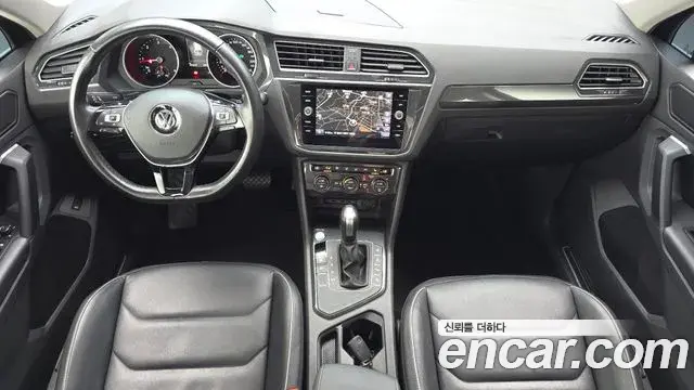 Volkswagen Tiguan 2020 — Photo 10/20