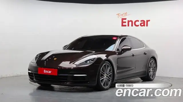 Porsche Panamera 2018 — Photo 10/34