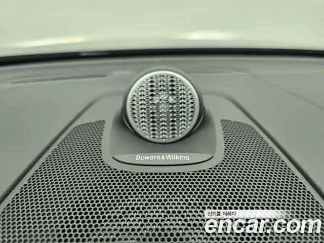 Volvo XC60 2025 — ფოტო 20/20