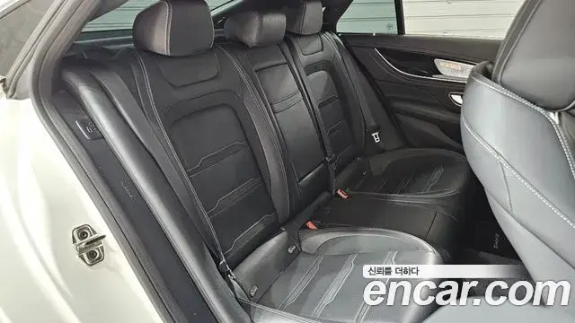 Mercedes-Benz AMG GT 2020 — Фото 11/20