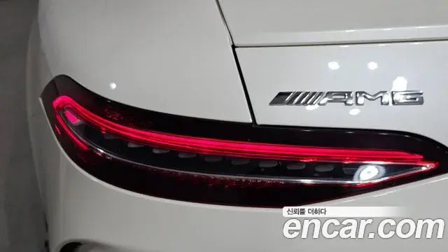 Mercedes-Benz AMG GT 2020 — Şəkil 21/35