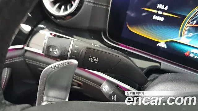 Mercedes-Benz AMG GT 2020 — Şəkil 34/35