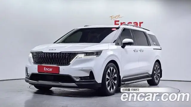 Kia Carnival 2022 — Фото 1/20