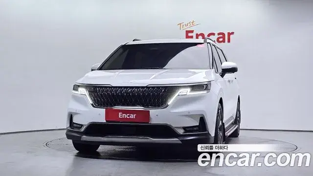 Kia Carnival 2022 — Фото 3/20