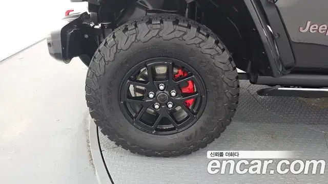 Jeep Wrangler 2025 — Şəkil 6/20