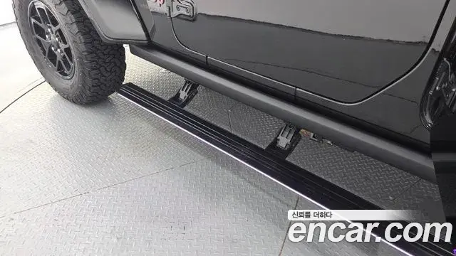 Jeep Wrangler 2025 — Şəkil 9/20