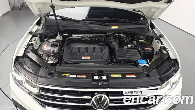 Volkswagen Tiguan 2023 — ფოტო 3/31
