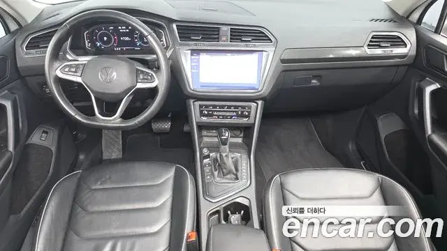 Volkswagen Tiguan 2023 — ფოტო 12/31
