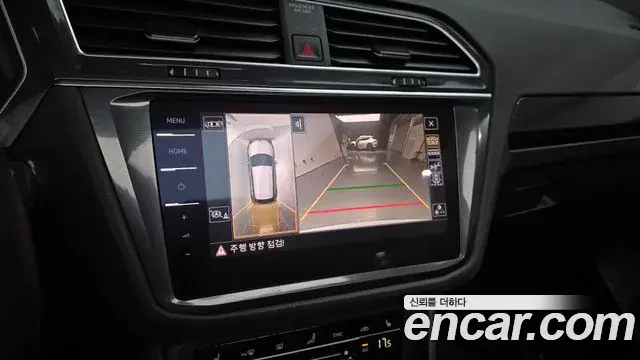 Volkswagen Tiguan 2023 — ფოტო 20/31