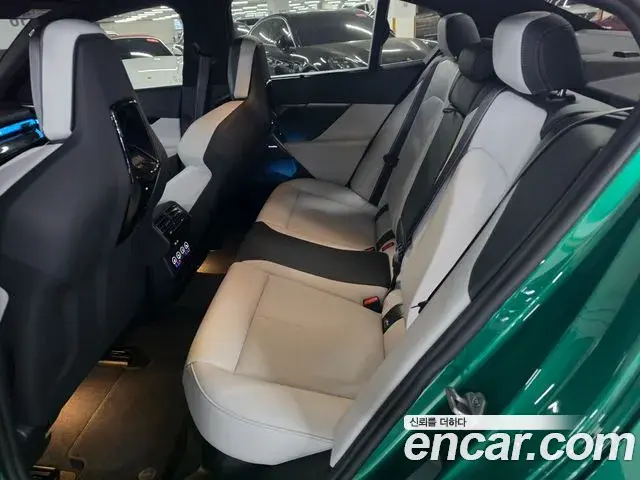 BMW M5 2026 — Photo 13/17