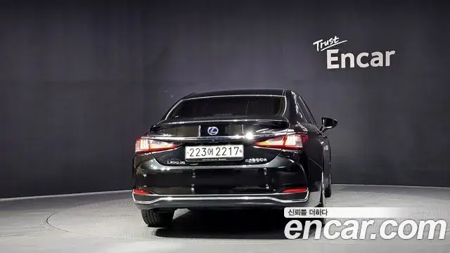Lexus ES300h 2021 — Şəkil 3/20