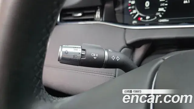 Land Rover Range Rover Evoque 2022 — Şəkil 13/36