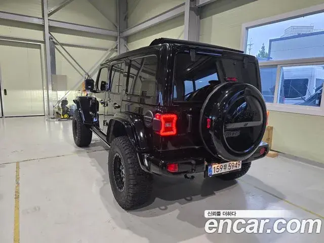 Jeep Wrangler 2025 — Photo 1/20