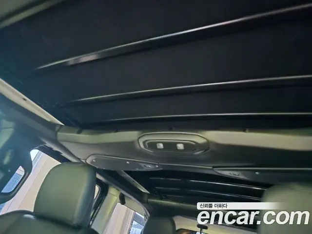 Jeep Wrangler 2025 — Photo 10/20