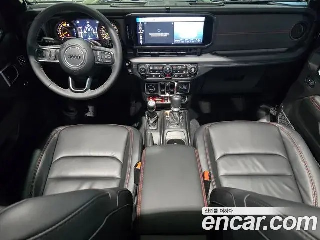 Jeep Wrangler 2025 — Photo 19/20