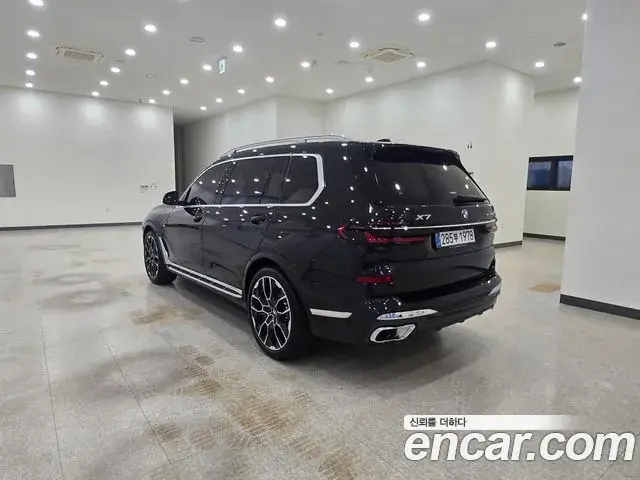 BMW X7 2025 — Photo 5/20