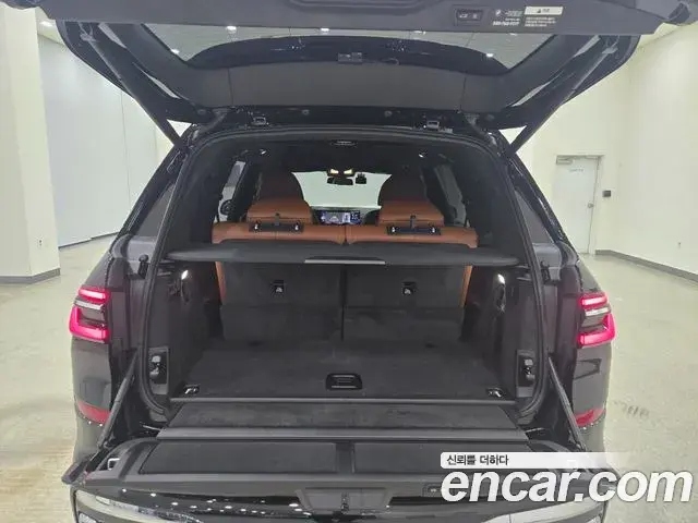 BMW X7 2025 — Photo 19/20