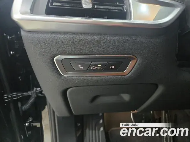 BMW X7 2025 — Photo 16/20