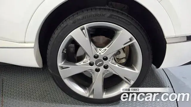 Genesis GV80 2020 — ფოტო 32/40