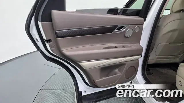 Genesis GV80 2020 — ფოტო 16/40