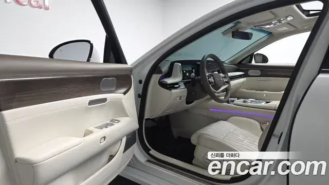 Genesis G90 2024 — Photo 38/46