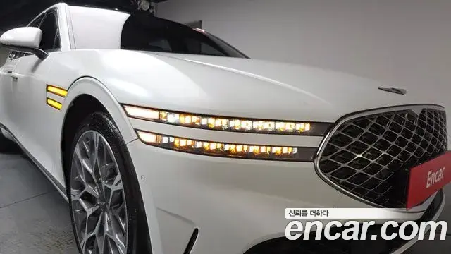 Genesis G90 2024 — Photo 33/46
