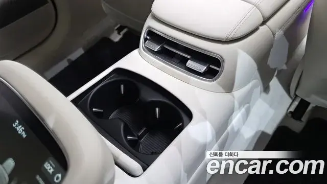 Genesis G90 2024 — Photo 2/46