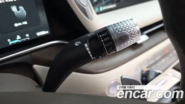 Genesis G90 2024 — Photo 30/46