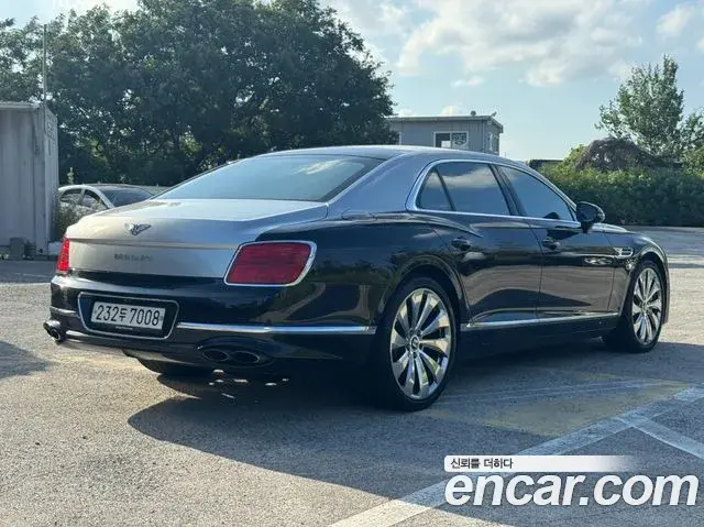 Bentley Flying Spur 2021 — Photo 5/20