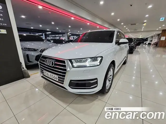 Audi Q7 2019 — Фото 10/20
