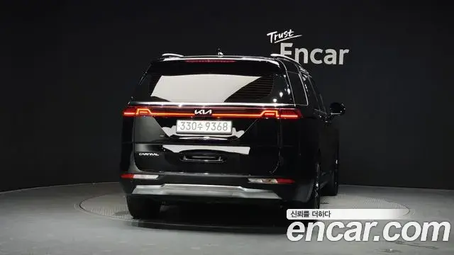 Kia Carnival 2023 — Фото 4/20