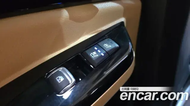 Kia Carnival 2023 — Фото 20/20