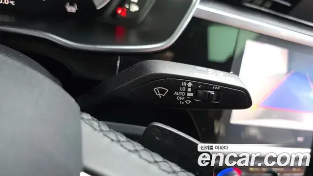 Audi Q3 2022 — ფოტო 1/30