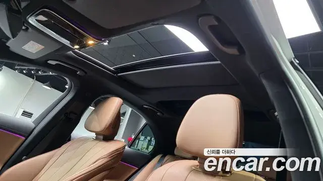 Mercedes-Benz E-Class 2025 — ფოტო 24/30